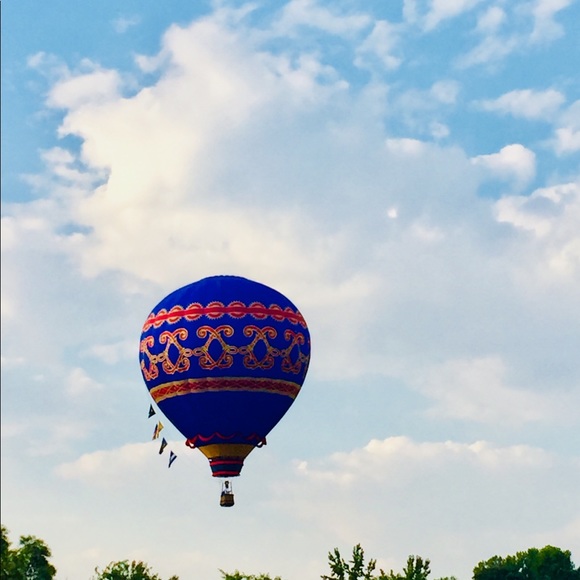 Hot air balloon fun! - Picture 2 of 8